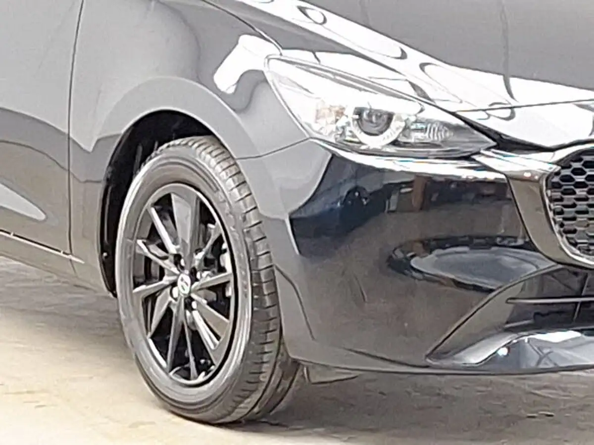 2024-mazda-mazda2-15-e-skyactiv-g-homura-big-8