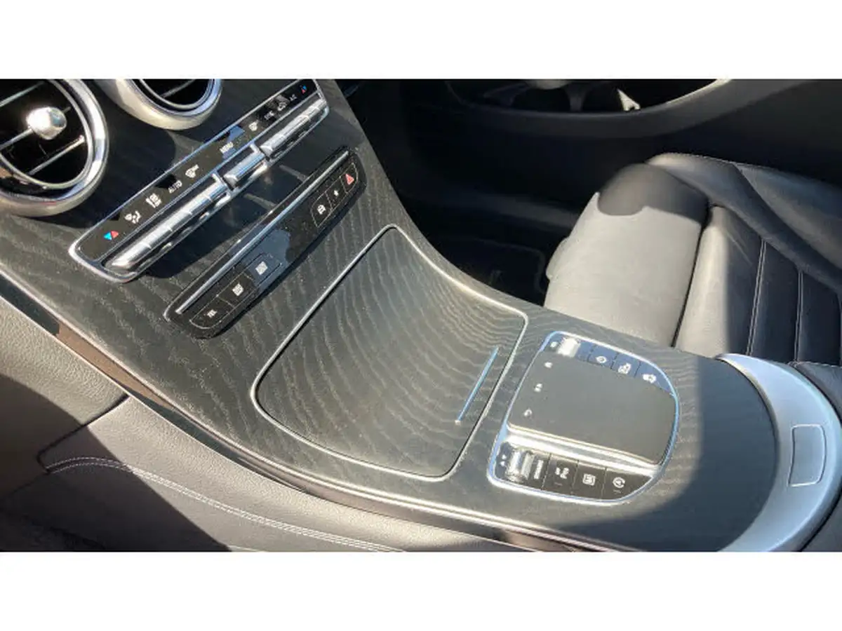 2020-mercedes-benz-glc-class-20-glc300-amg-line-premium-coupe-4d-big-12