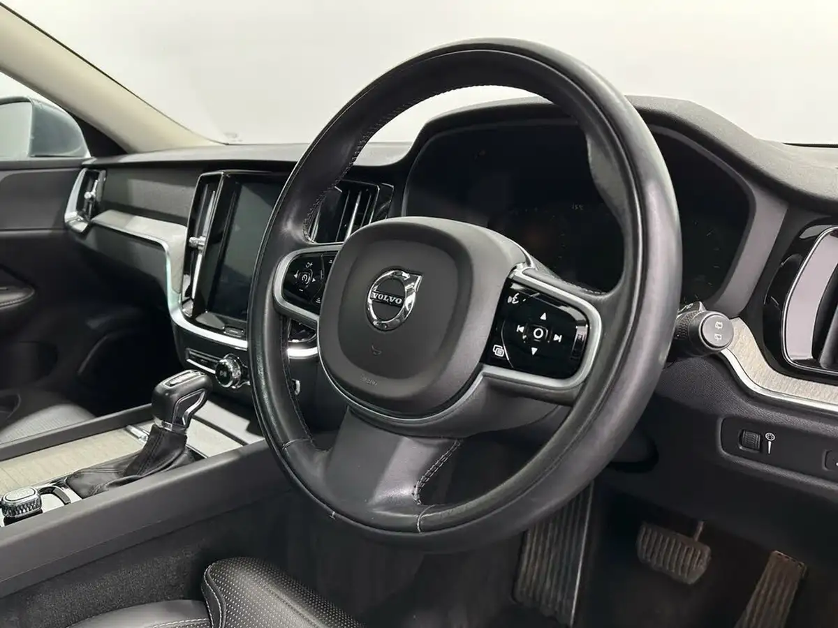 2018-volvo-v60-20td-d4-inscription-pro-geartronic-big-9