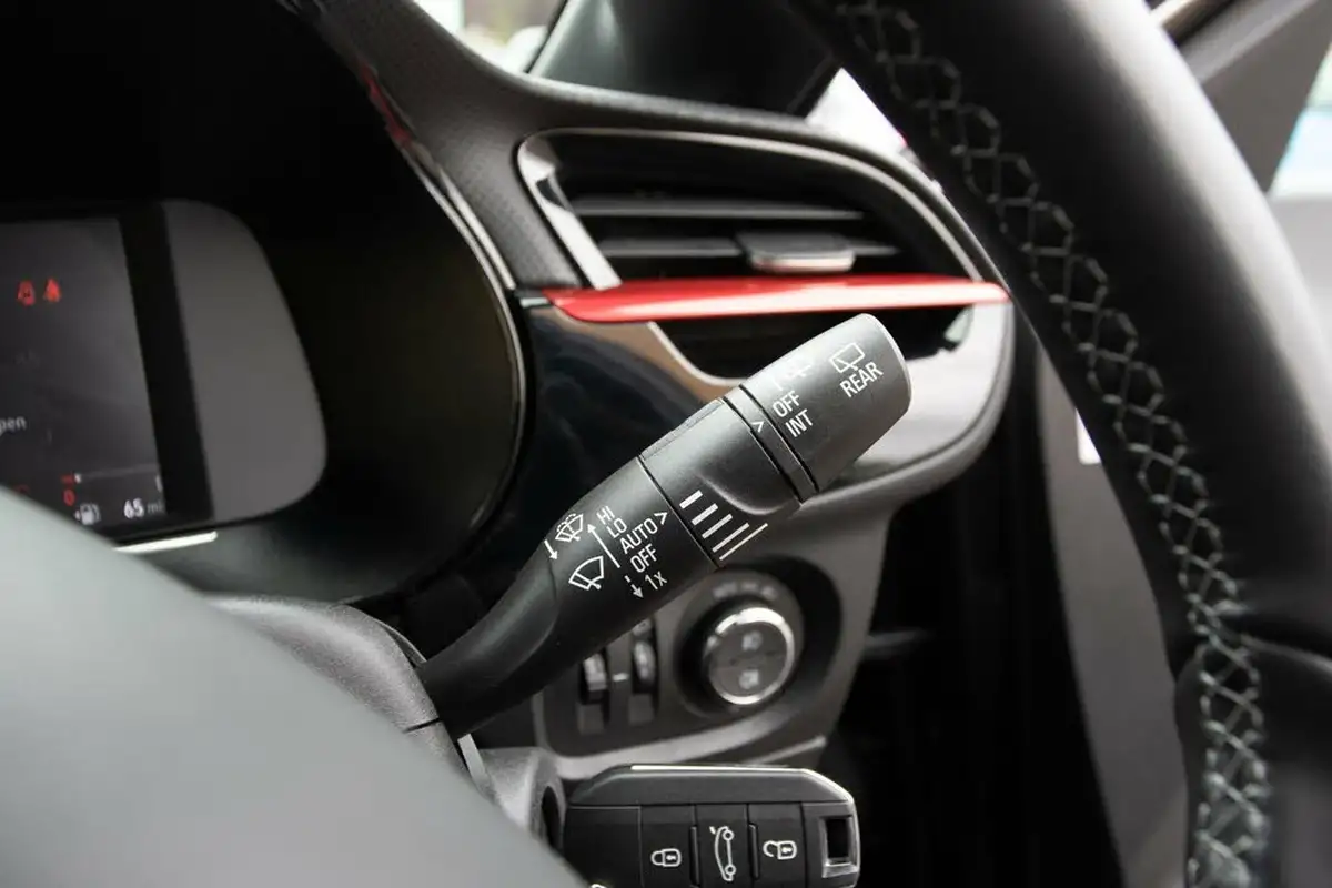 2022-vauxhall-corsa-12-turbo-sri-edition-100ps-big-17