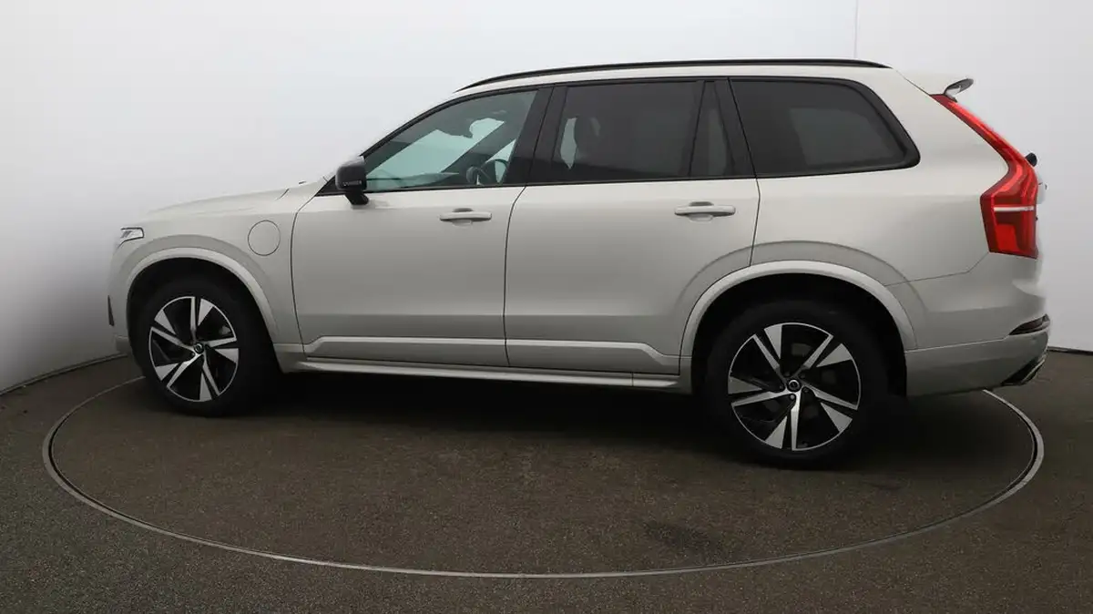 2021-volvo-xc90-20-t8-r-design-390bhp-big-57