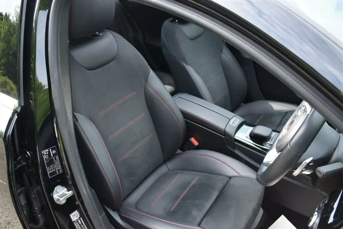 2021-mercedes-benz-a-class-13-a250e-amg-line-premium-plus-saloon-4d-big-10