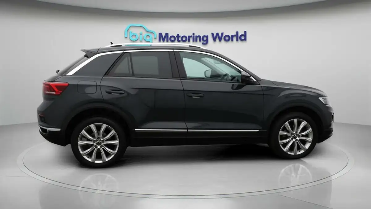 2021-volkswagen-t-roc-20-tsi-sel-big-8