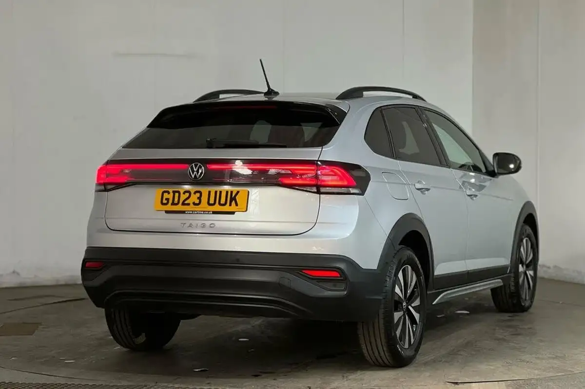 2023-volkswagen-taigo-10-tsi-life-110ps-big-19