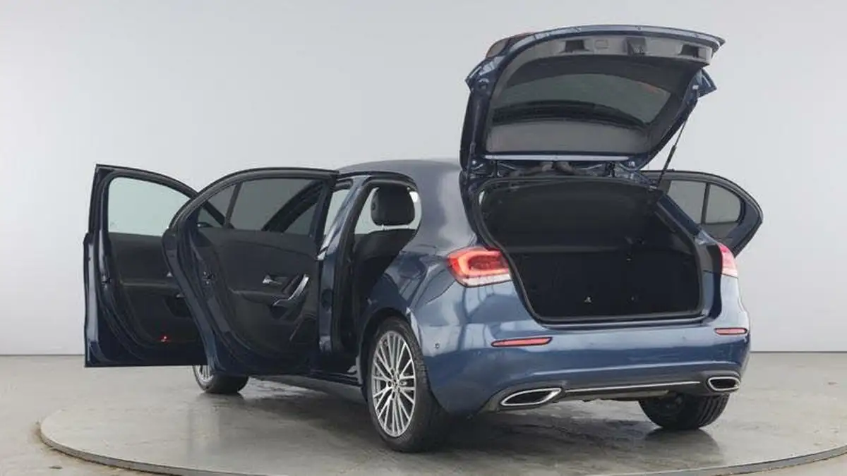 2022-mercedes-benz-a-class-13-a180-sport-executive-edition-hatchback-5d-7g-dct-big-10
