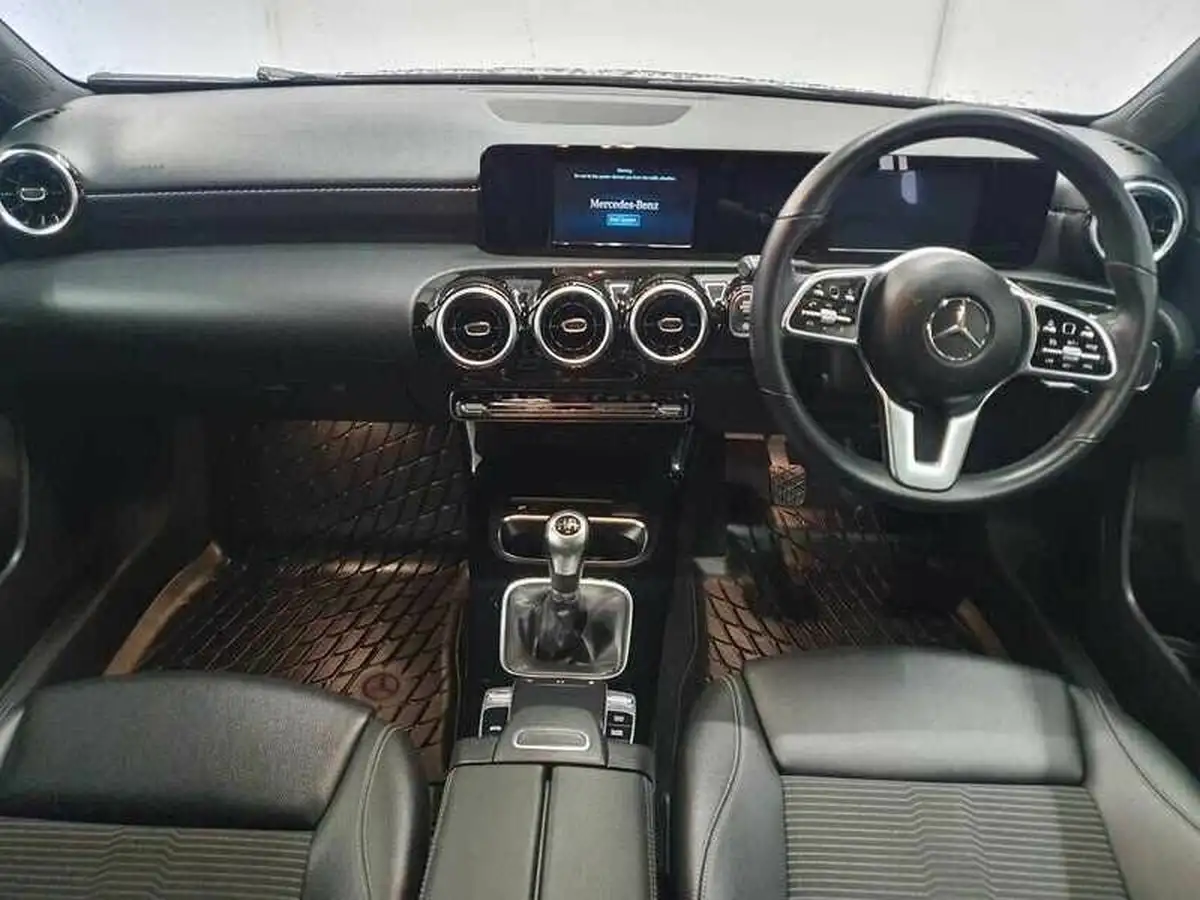 2019-mercedes-benz-a-class-13-a180-sport-hatchback-5d-1332cc-big-10