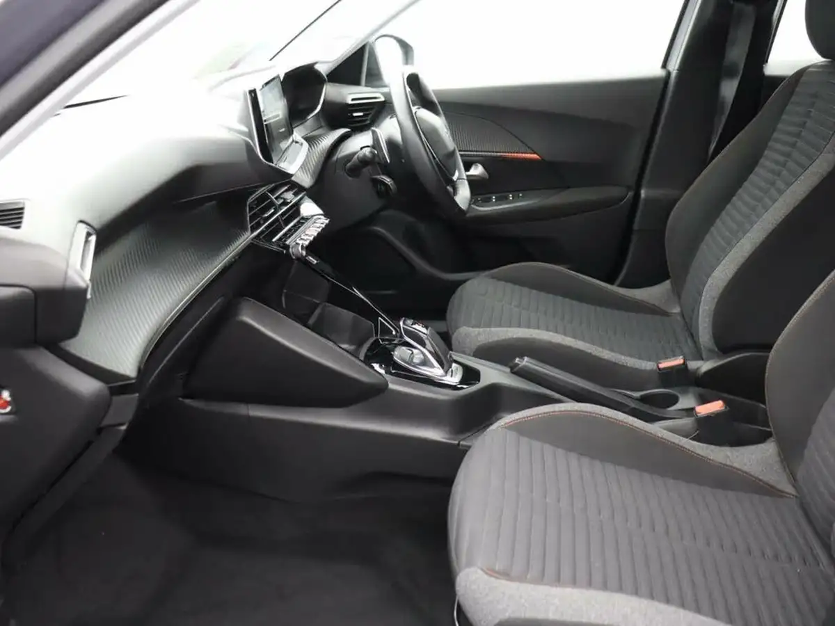 2020-peugeot-2008-suv-12-puretech-active-130bhp-eat8-big-12