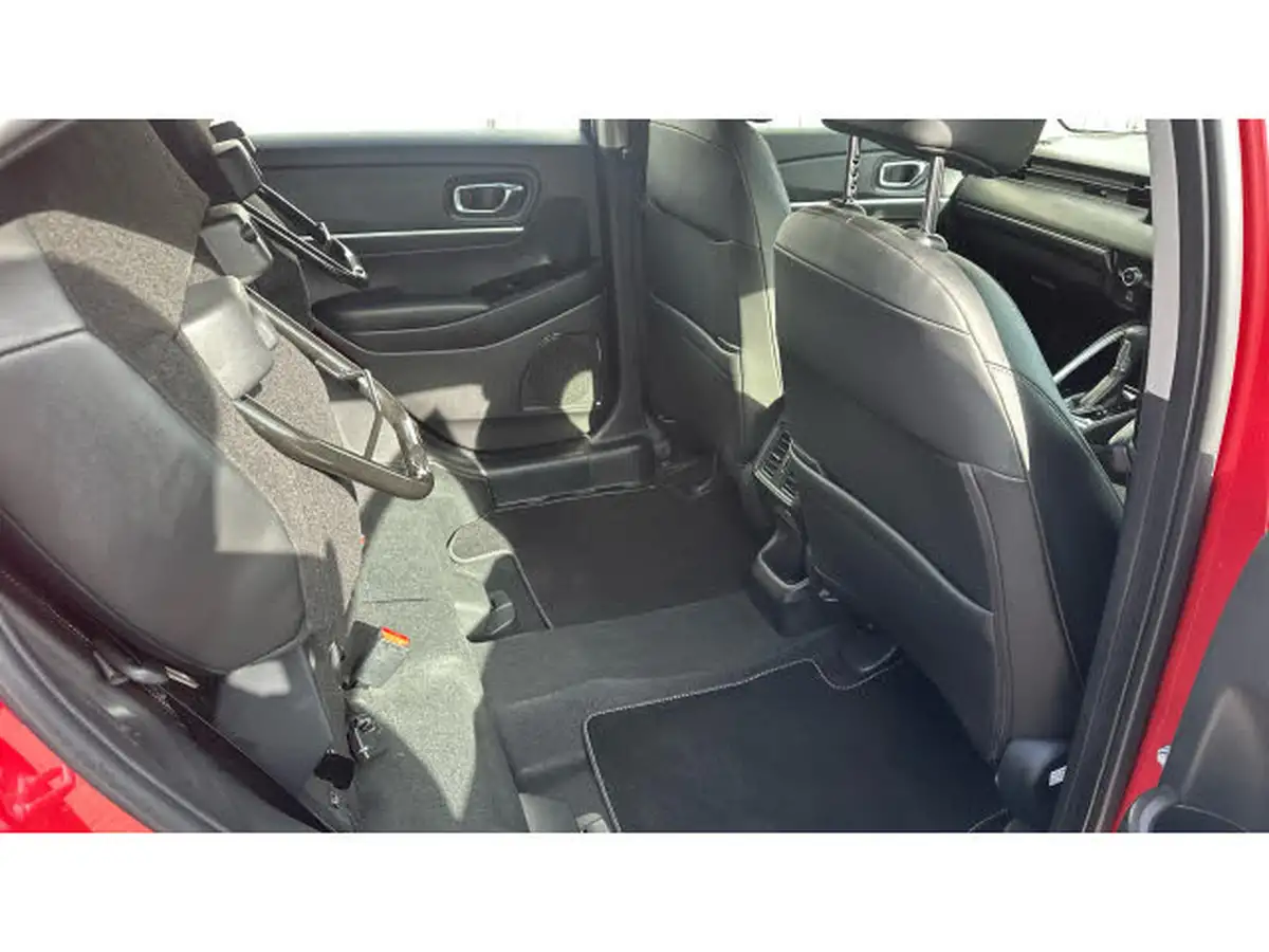 2022-honda-hr-v-15-i-mmd-advance-big-23