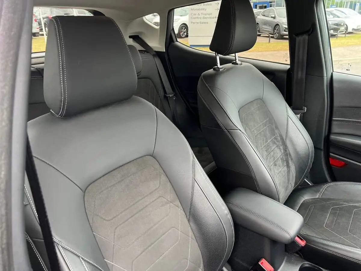 2022-ford-fiesta-10t-titanium-vignale-125ps-hybrid-mhev-powershift-big-11