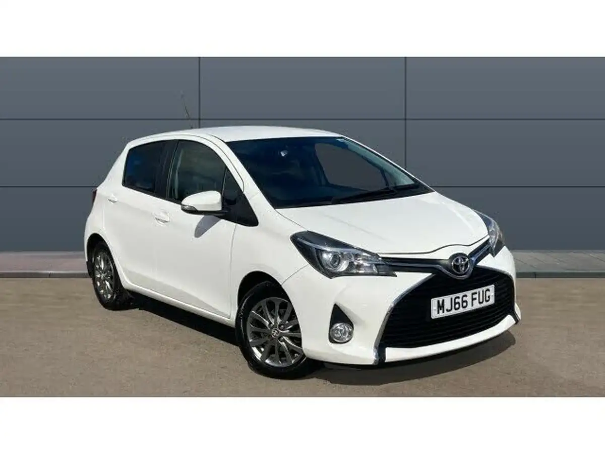 2016-toyota-yaris-133-icon-vvt-i-tss-5d-cvt-big-0