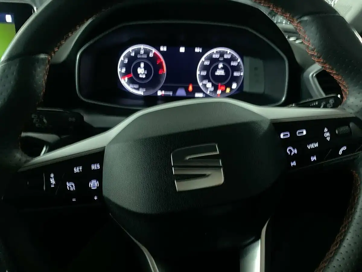 2021-seat-leon-15-tsi-evo-fr-130ps-hatchback-big-18