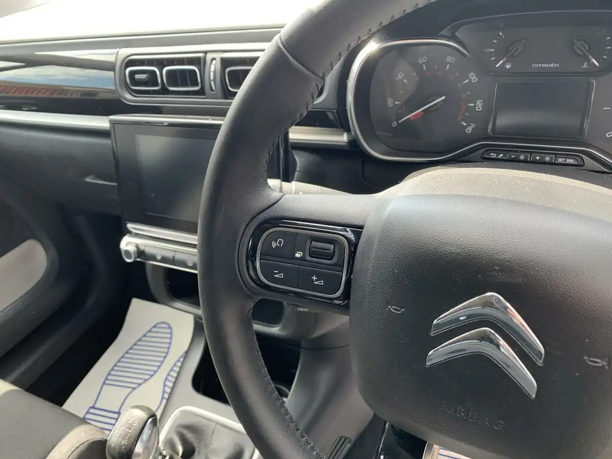 2018-citroen-c3-12-puretech-flair-82ps-big-21