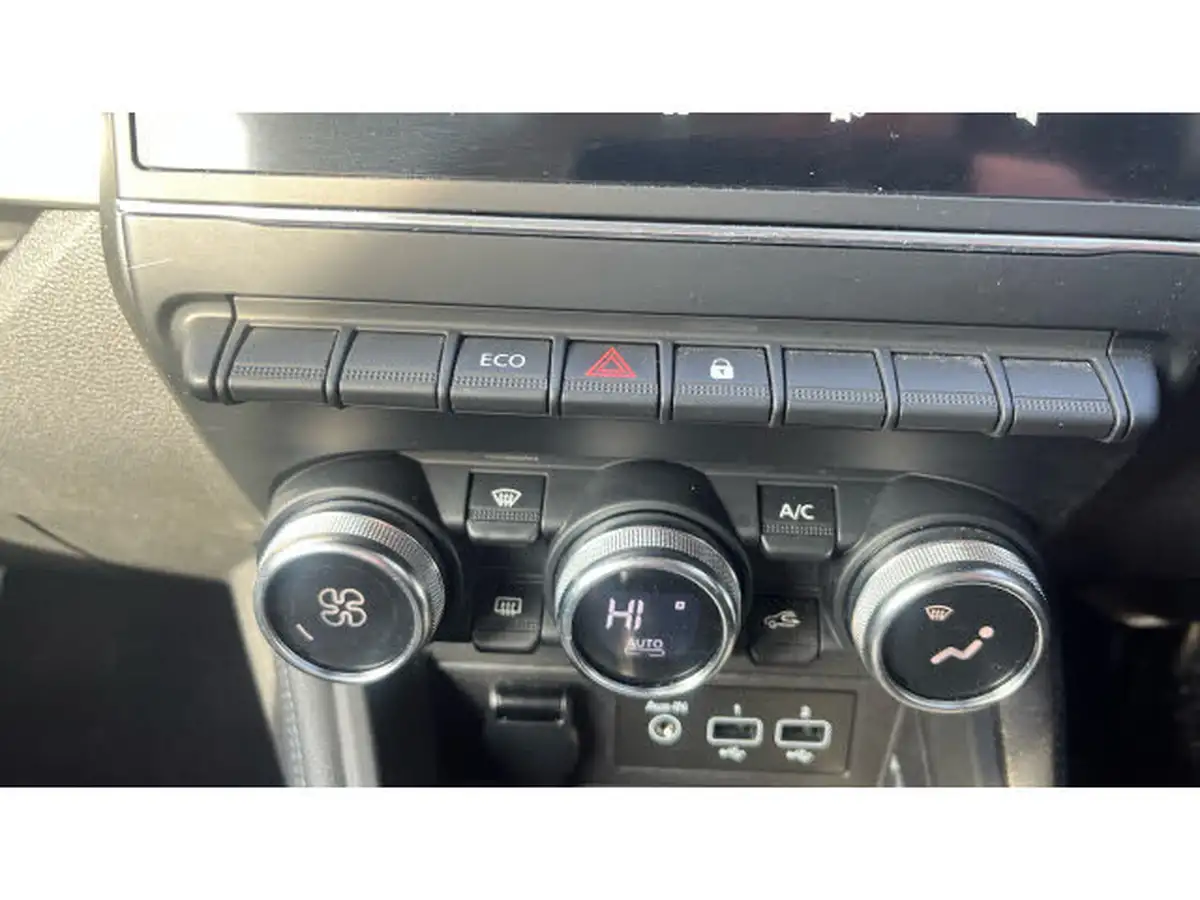 2021-renault-zoe-e-iconic-135ps-r135ev50-rapid-charge-big-21