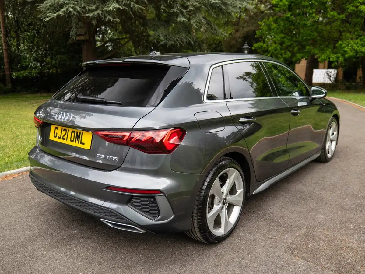 2021-audi-a3-15-35-tfsi-s-line-sportback-5d-tronic-big-6