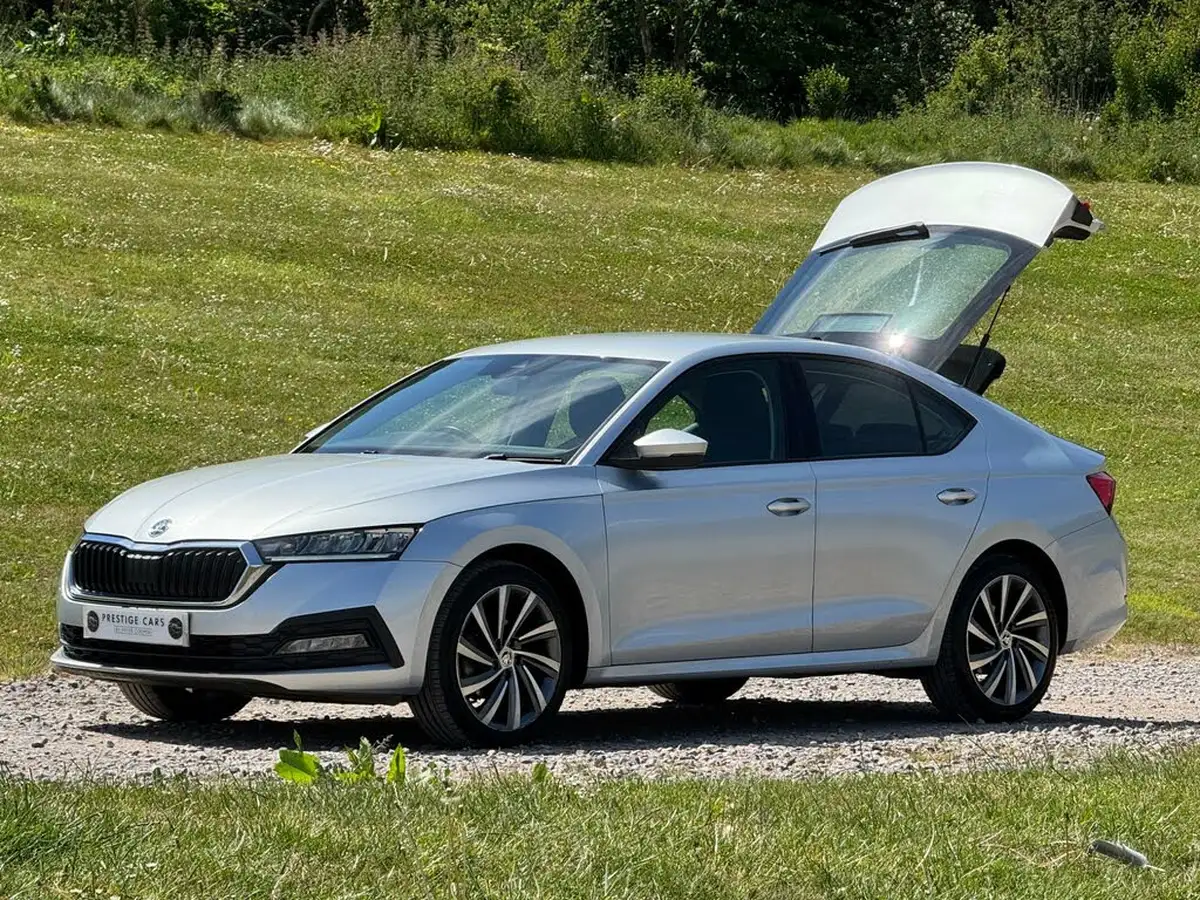 2020-skoda-octavia-15-tsi-se-first-edition-hatchback-big-8