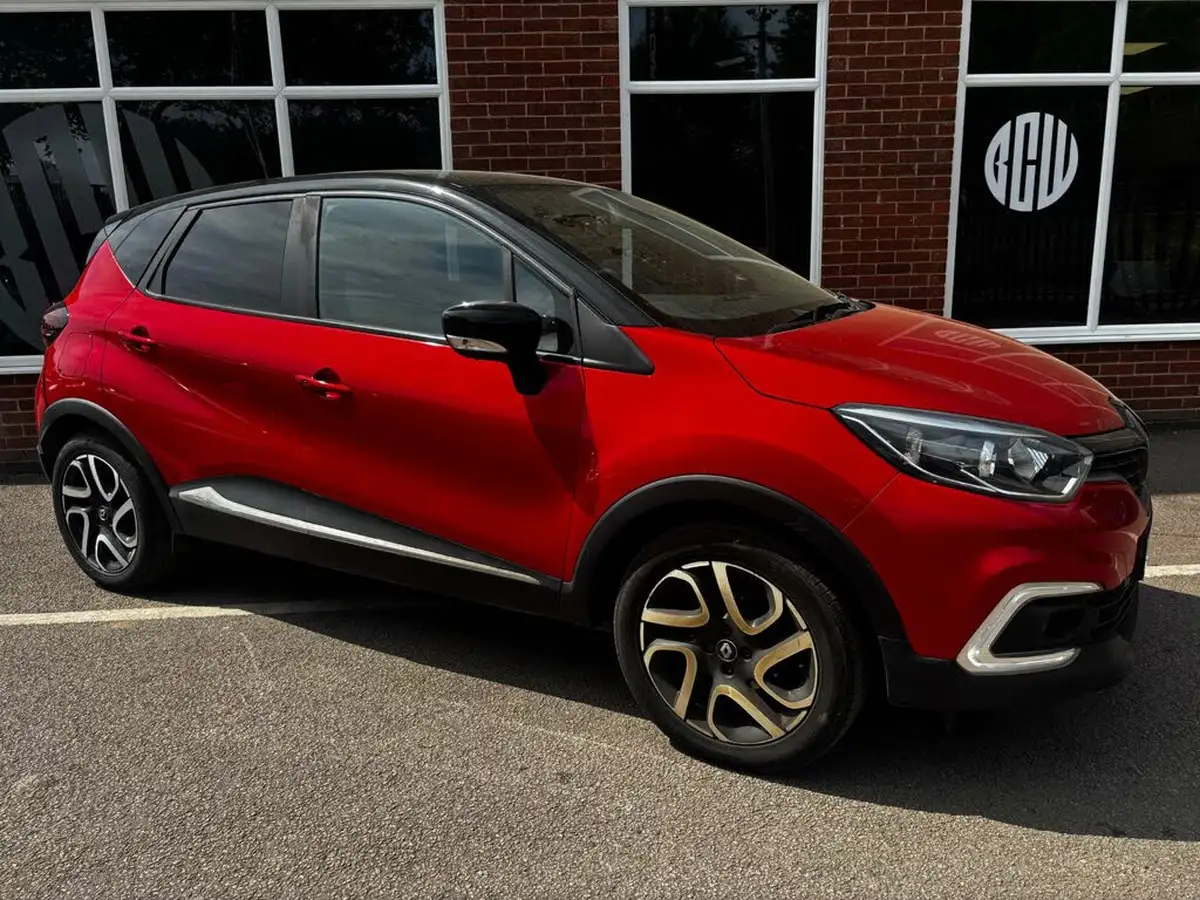 2019-renault-captur-09-tce-iconic-big-0