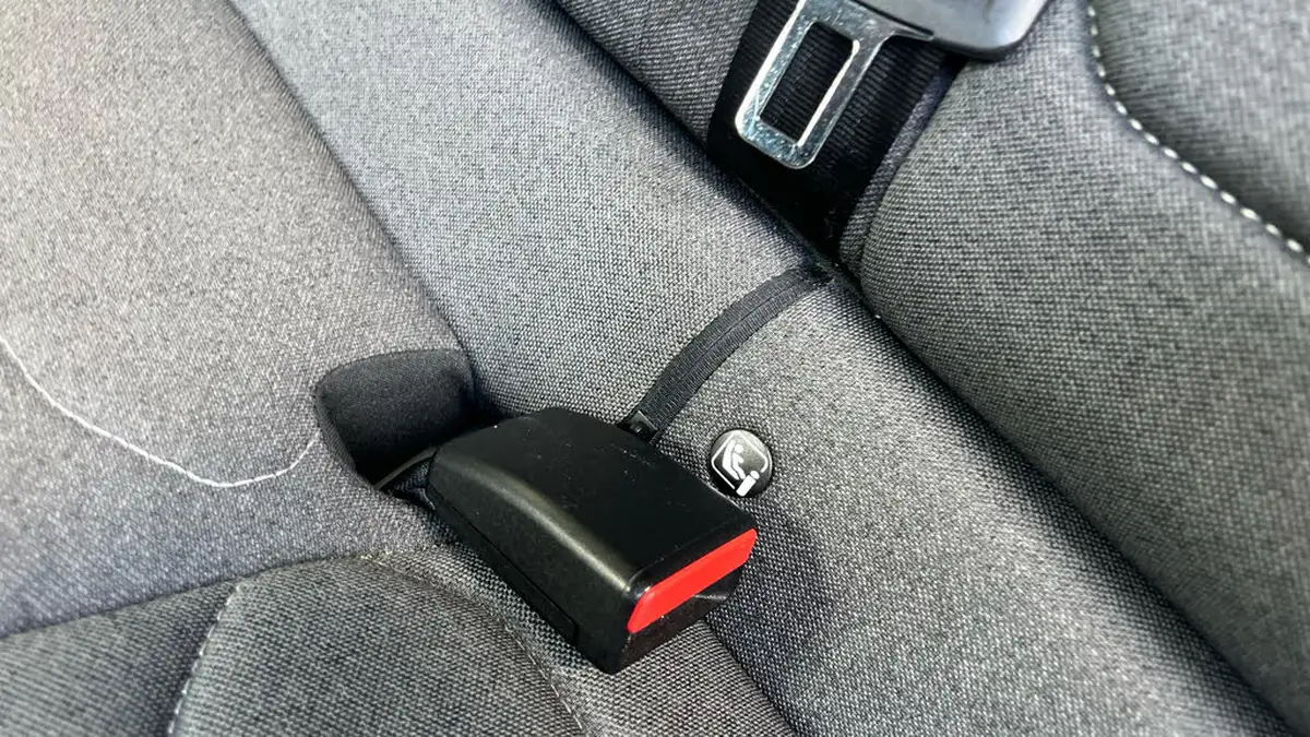 2021-citroen-c4-12-puretech-shine-130ps-big-34