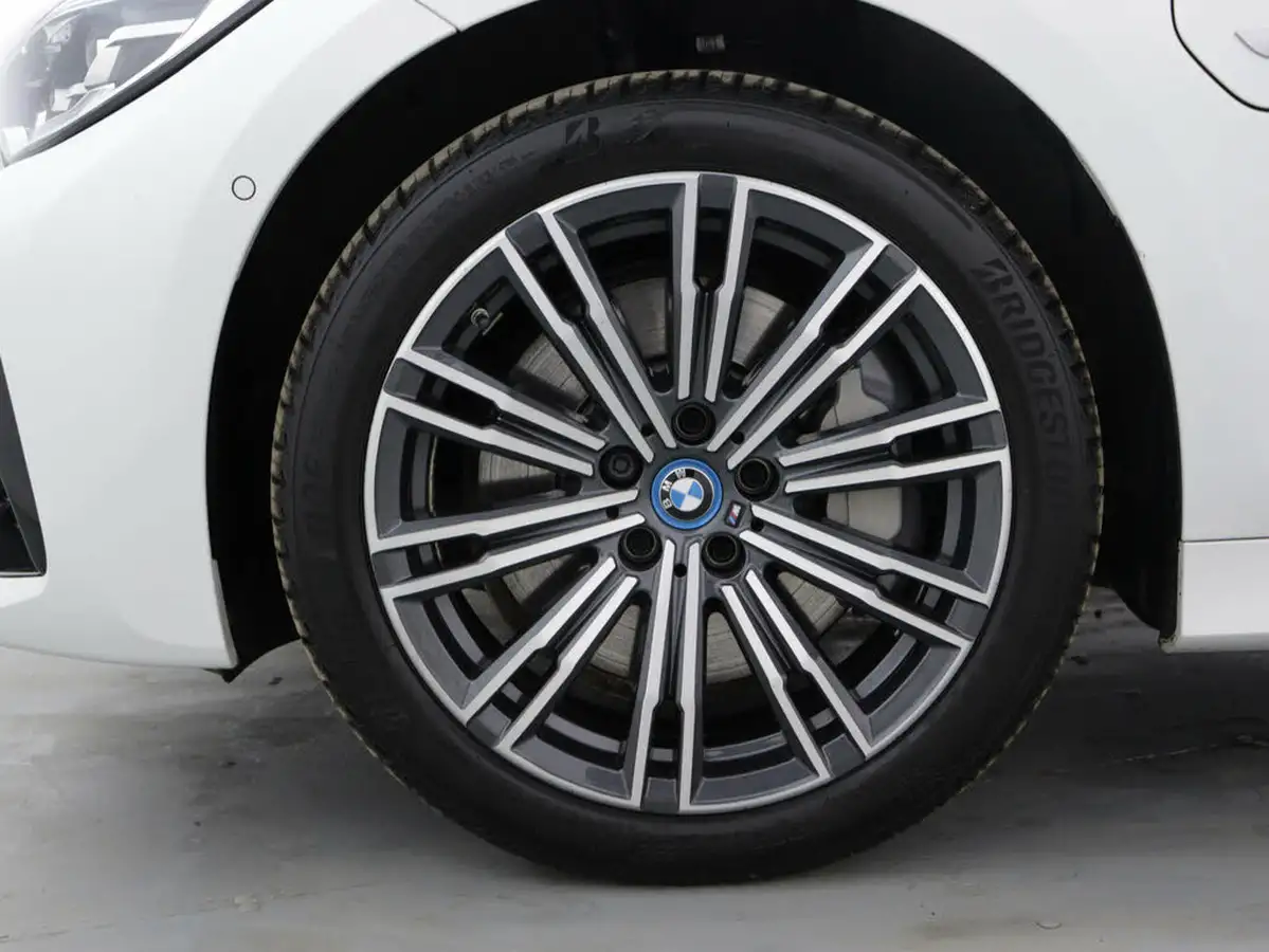 2021-bmw-3-series-20-330e-m-sport-touring-5d-big-12