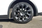 2022-tesla-model-y-e-long-range-small-7
