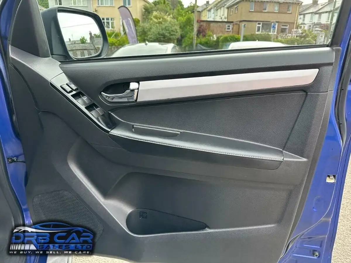 2019-isuzu-d-max-19td-utah-auto-big-28