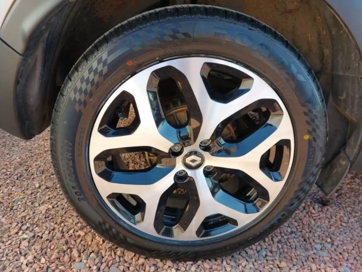 2018-renault-captur-15dci-gt-line-edc-auto-big-11
