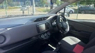 2015-toyota-yaris-133-sport-small-11