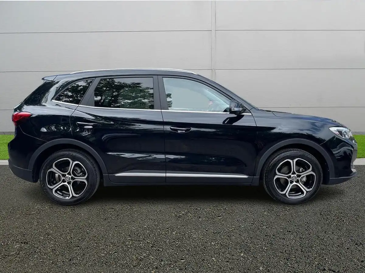 2025-mg-zs-suv-15-se-115ps-1495cc-big-7