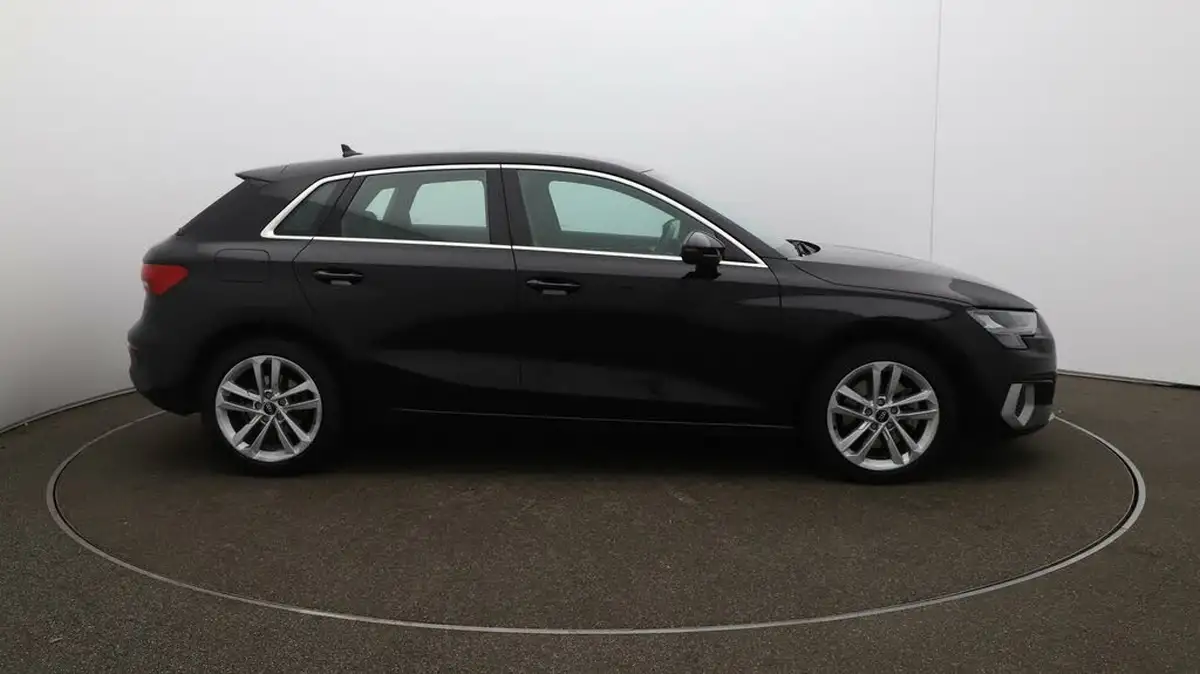2021-audi-a3-15-35-tfsi-sportback-5d-s-tronic-big-47