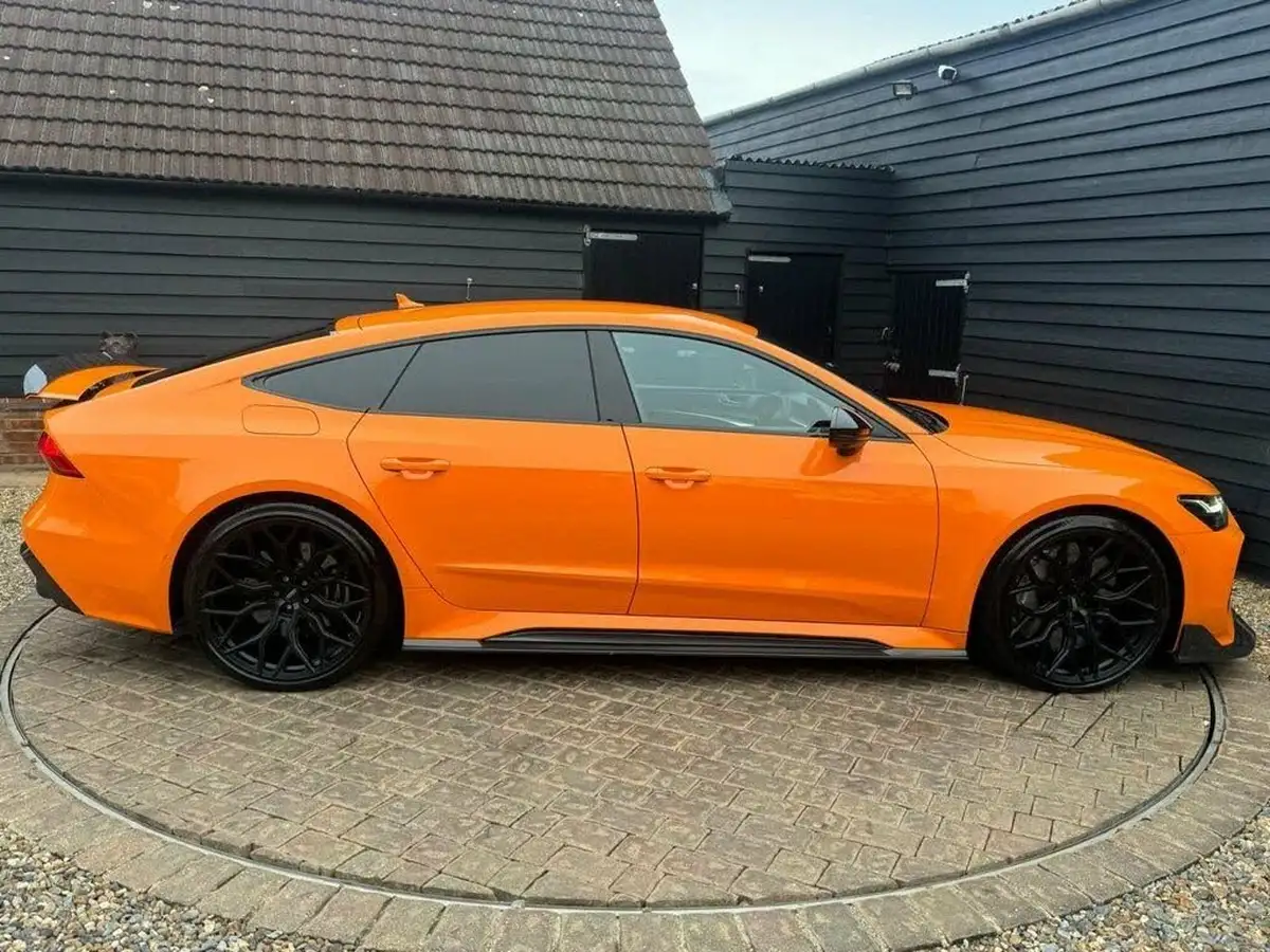 2020-audi-rs7-40-tfsi-carbon-black-big-50