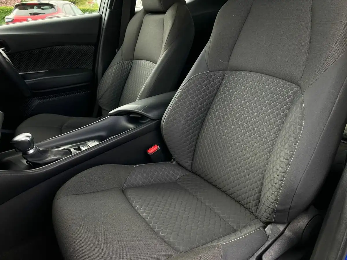 2020-toyota-c-hr-18-vvt-i-icon-parking-pack-big-24