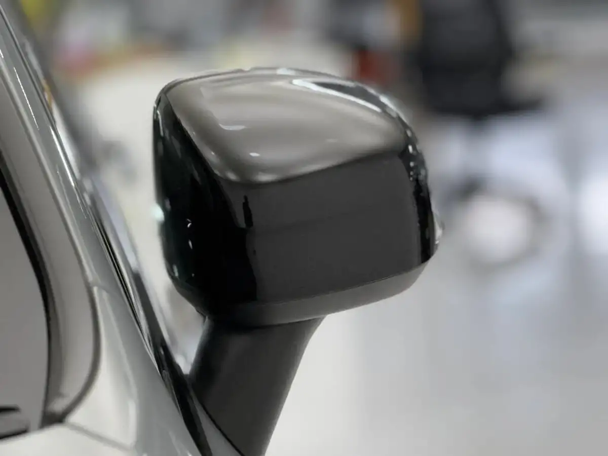 2023-volvo-xc60-20-b5-plus-big-33