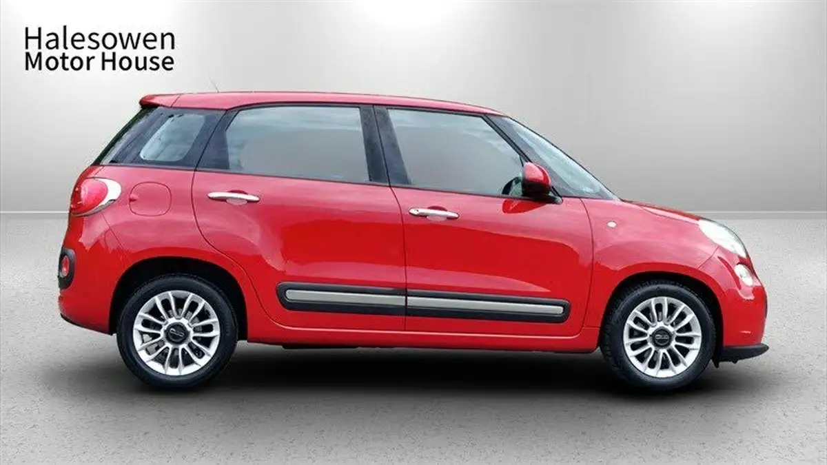 2014-fiat-500l-16td-lounge-105bhp-ss-big-2