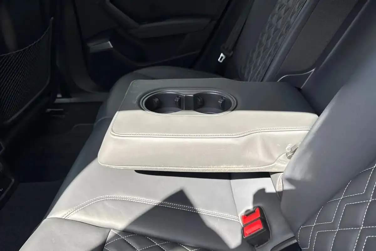 2021-audi-s3-20-tfsi-sportback-5d-big-35