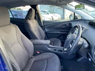 2016-toyota-prius-small-29