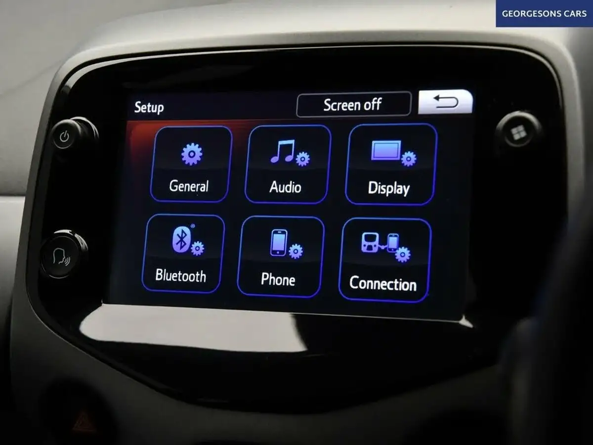 2022-toyota-aygo-10-vvt-i-x-play-big-28