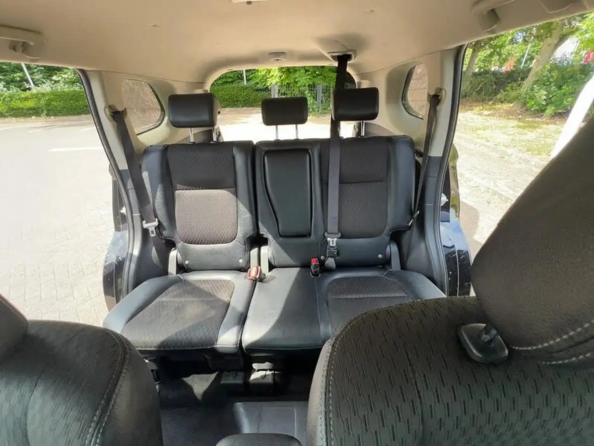 2015-mitsubishi-outlander-20-gx3h-phev-5st-big-9