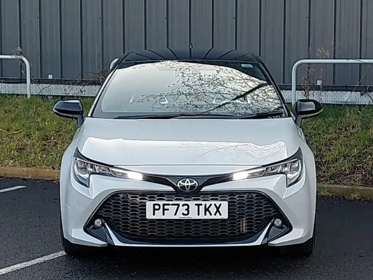 2023-toyota-corolla-18-vvt-i-gr-sport-138bhp-hatchback-big-12
