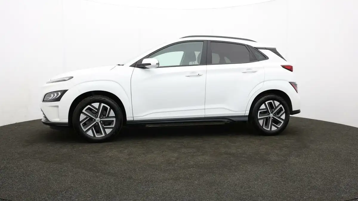 2022-hyundai-kona-e-premium-204ps-64kwh-7kw-obc-big-66