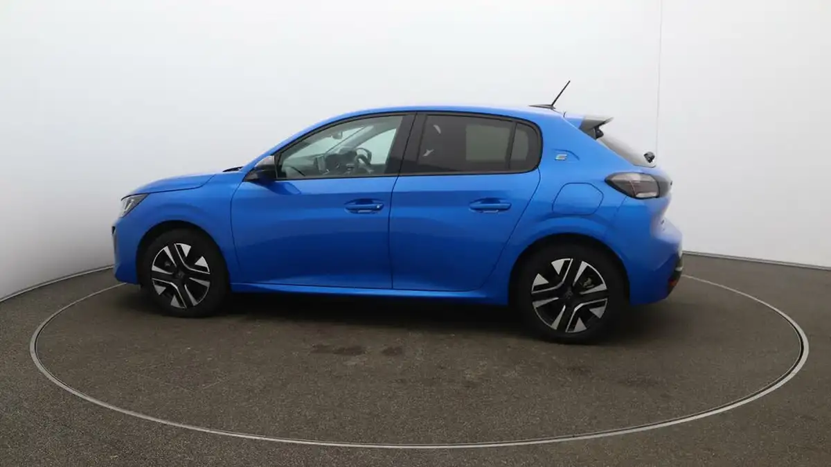 2024-peugeot-208-e-e-style-big-50