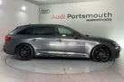 2022-audi-rs4-avant-29-tfsi-carbon-black-small-1