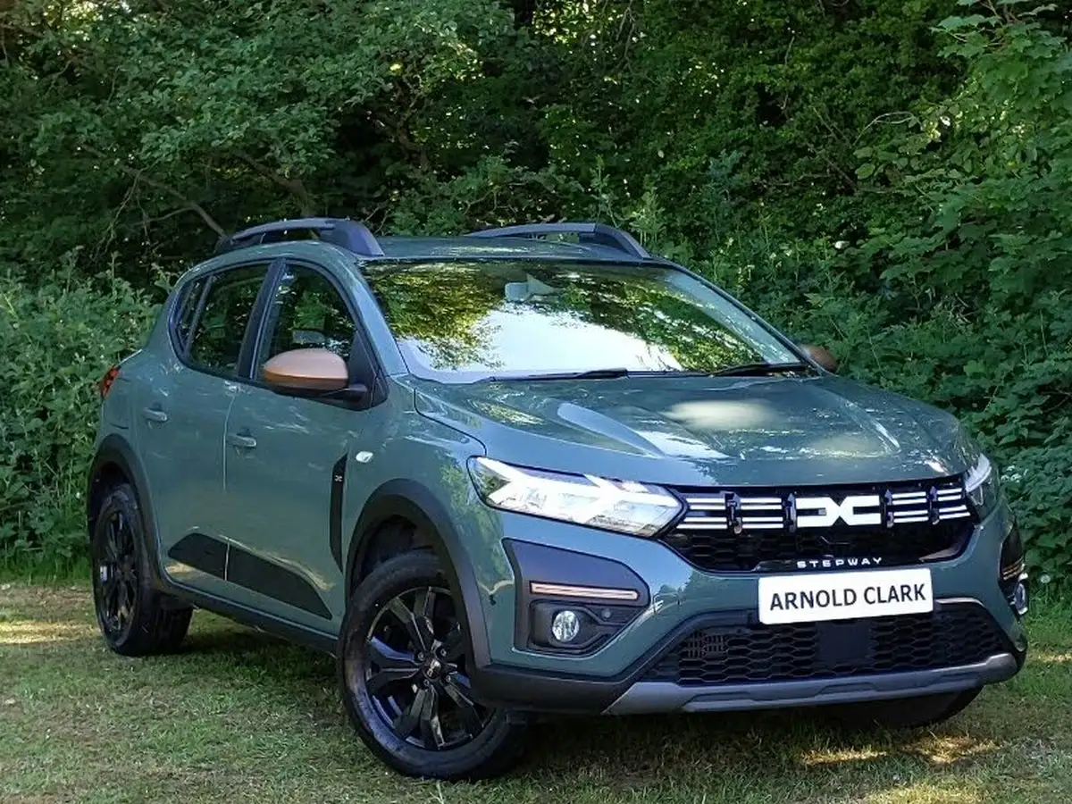 2024-dacia-sandero-stepway-10-tce-extreme-90bhp-big-0