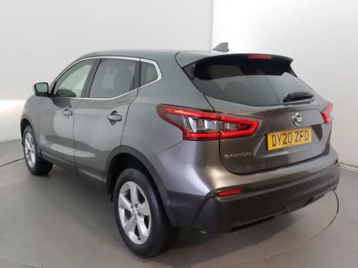 2020-nissan-qashqai-13-dig-t-acenta-premium-140ps-big-1