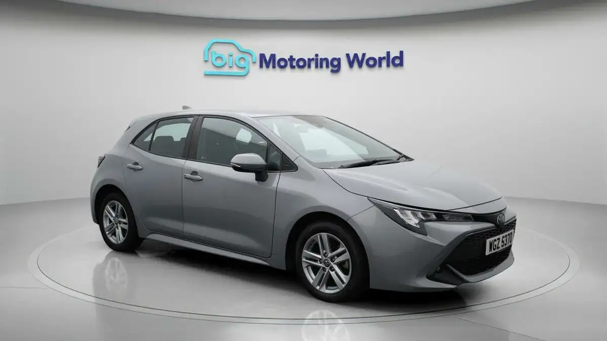 2022-toyota-corolla-18-vvt-i-icon-120bhp-trk-hatchback-5d-big-1