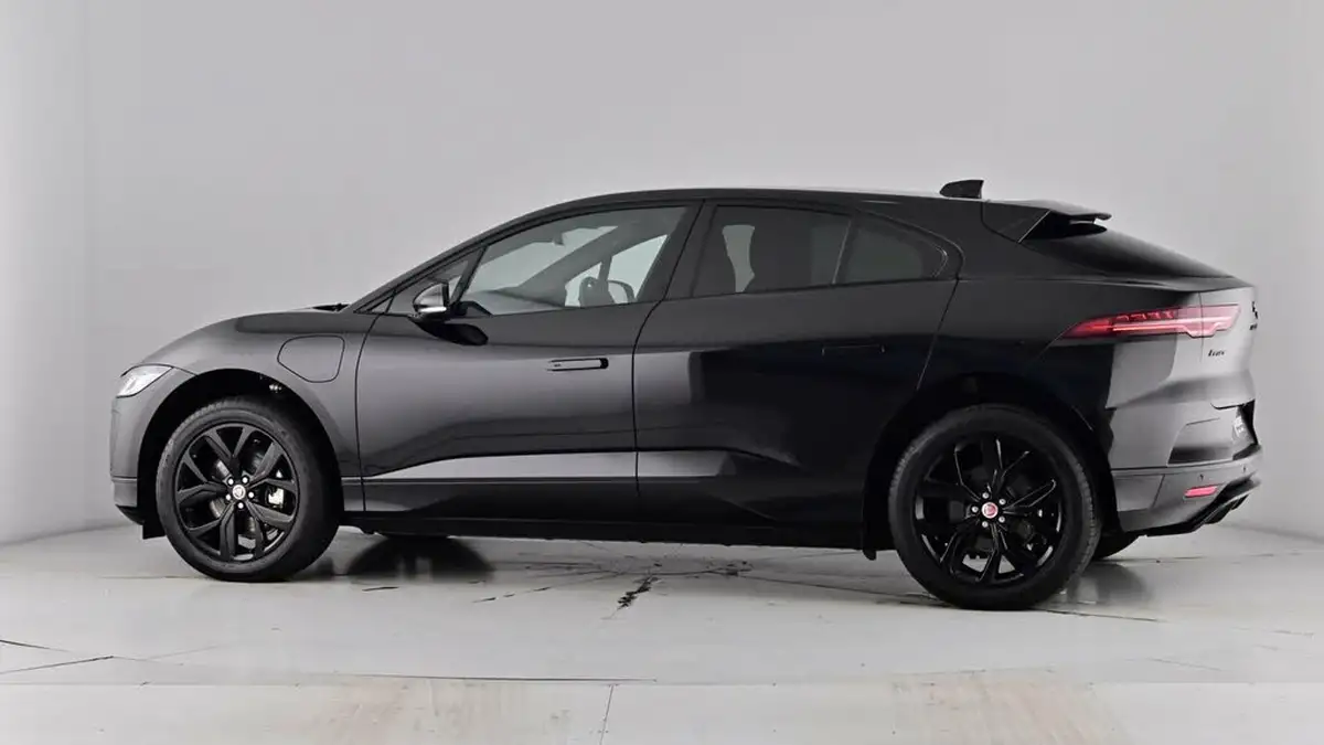 2023-jaguar-i-pace-ev400-hse-black-big-64