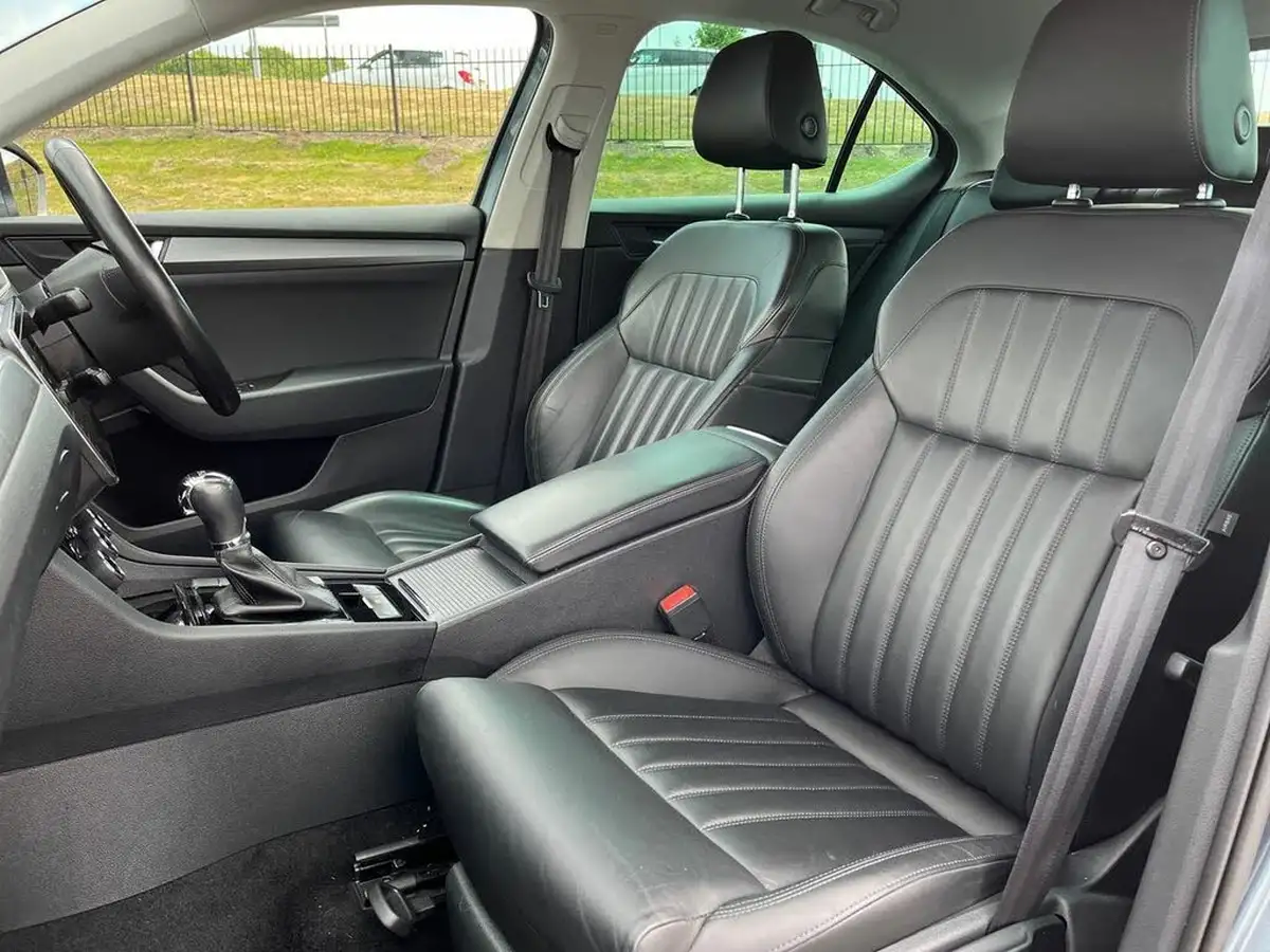 2018-skoda-superb-20tdi-scr-se-l-executive-150ps-hatchback-dsg-big-31
