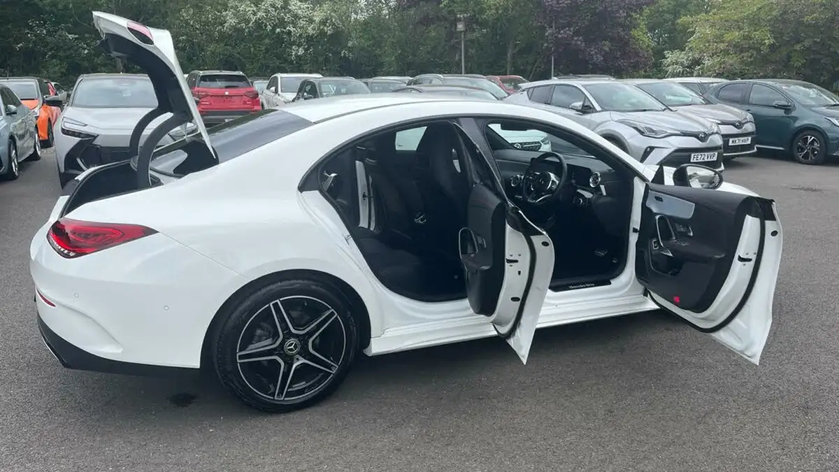 2023-mercedes-benz-cla-13-cla-200-amg-line-premium-coupe-4d-big-36