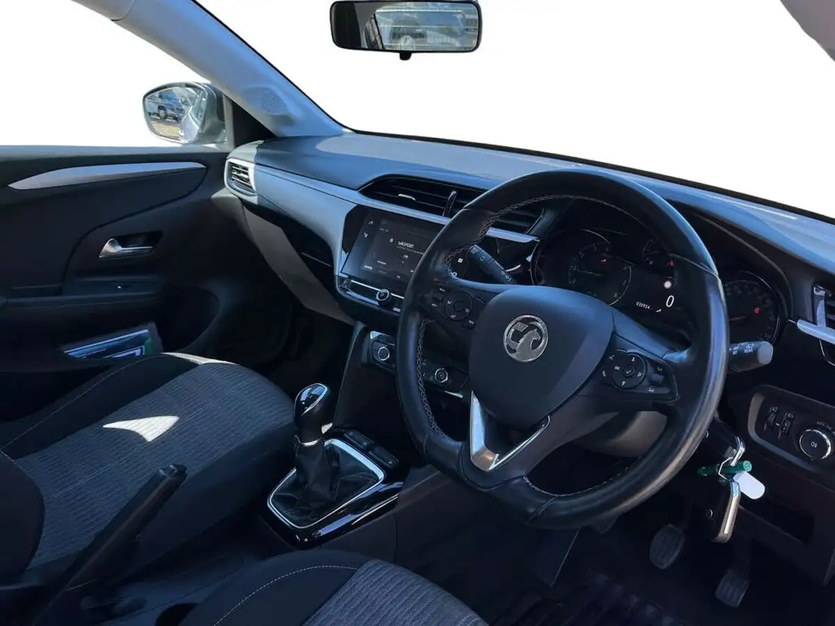 2022-vauxhall-corsa-12i-se-edition-big-4