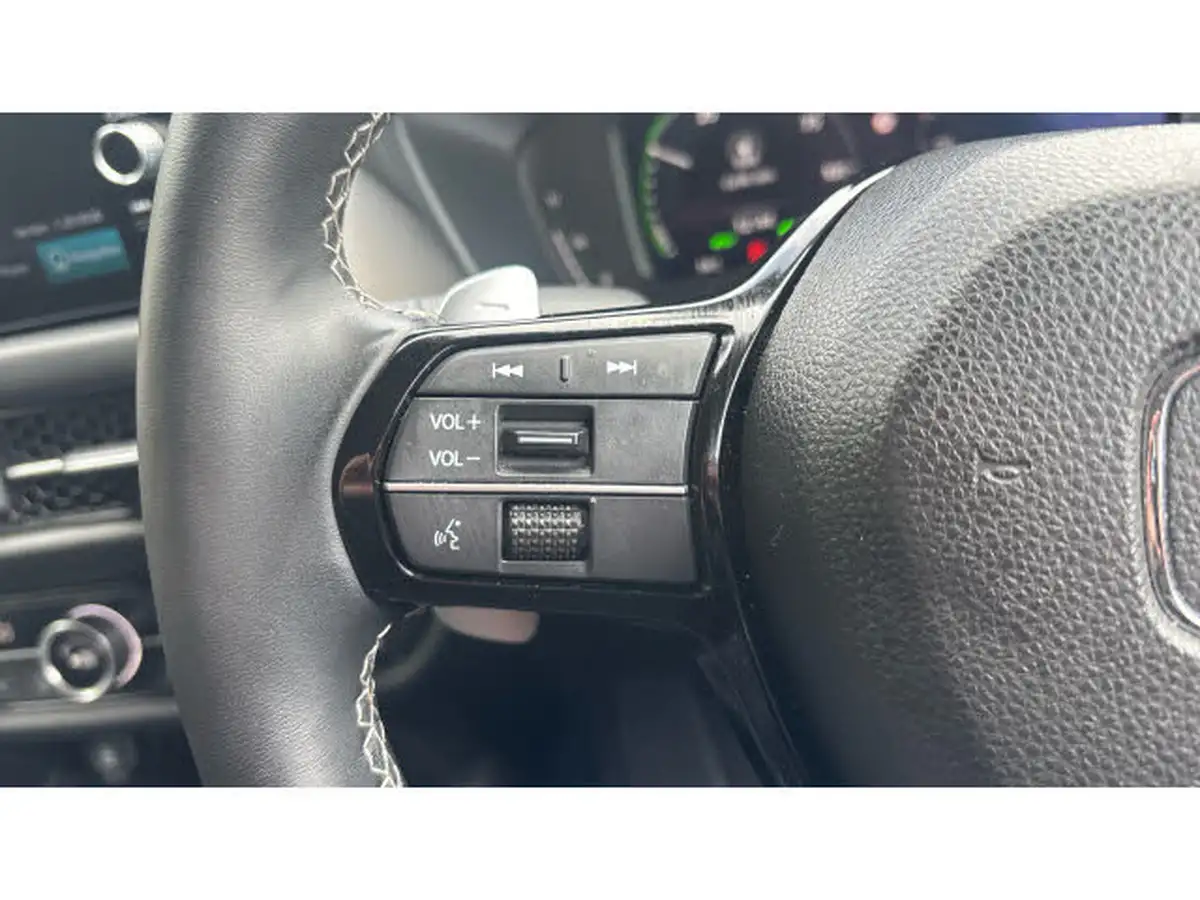 2024-honda-zr-v-20-i-mmd-advance-big-13