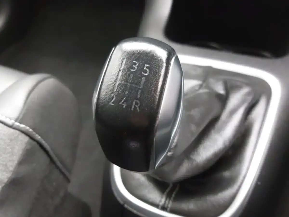 2022-citroen-c3-12-puretech-saint-james-83ps-big-14