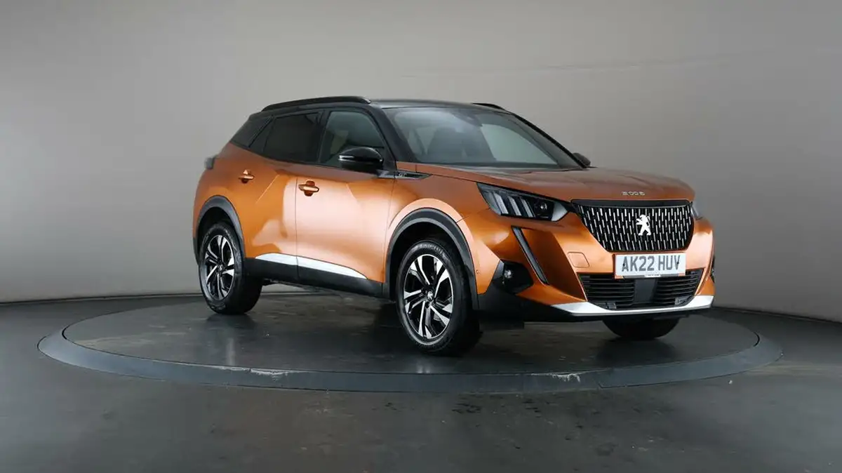 2022-peugeot-2008-suv-12-puretech-gt-big-54